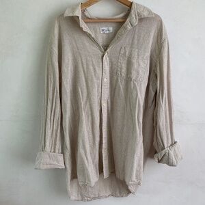 Linen GAP button down shirt